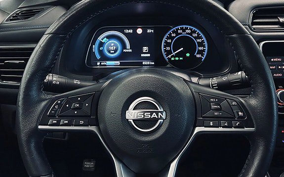 Vehicle Image 12