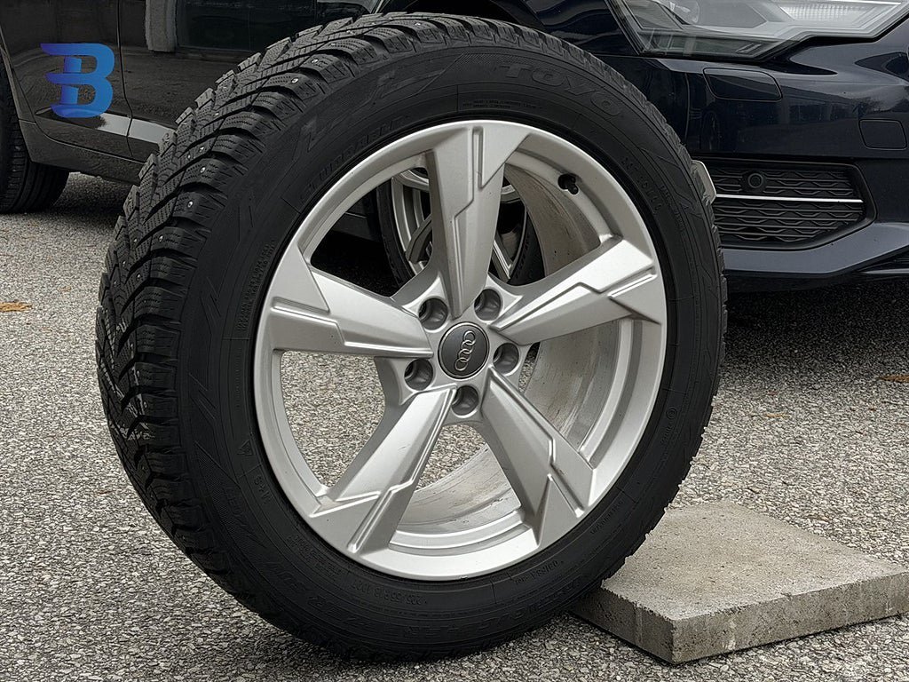 Vehicle Image 23