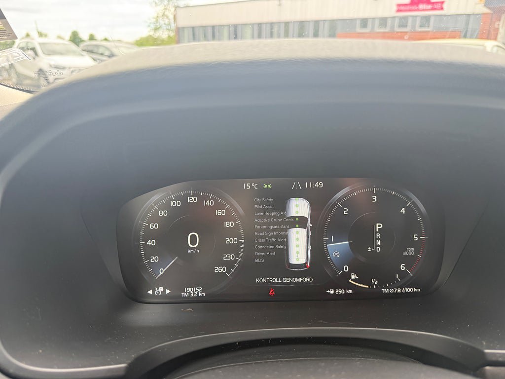 Vehicle Image 26