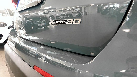 Vehicle Image 24