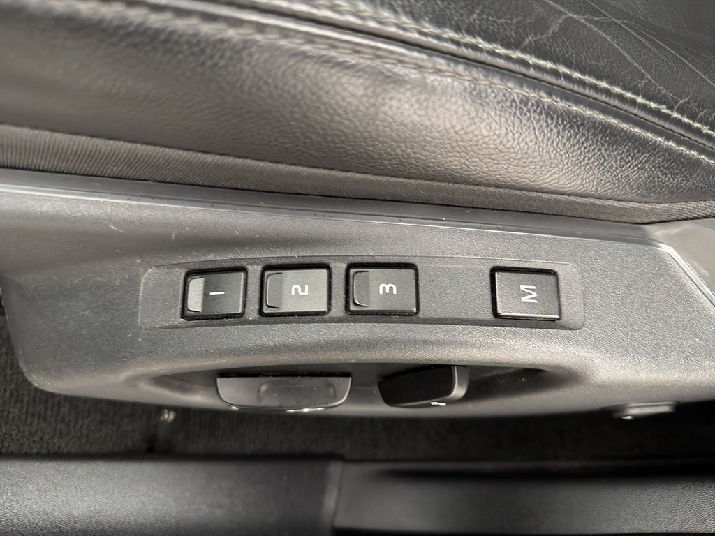 Vehicle Image 26