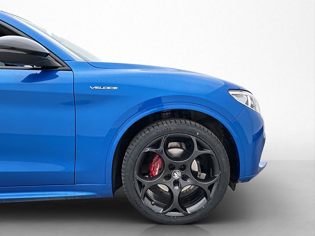Vehicle Image 35