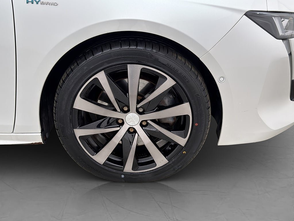 Vehicle Image 37