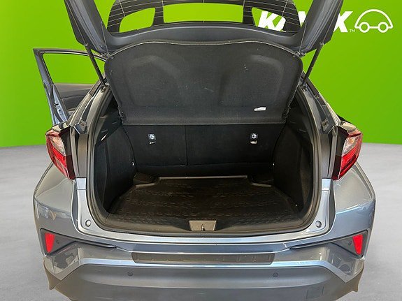 Vehicle Image 17