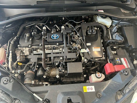 Vehicle Image 18