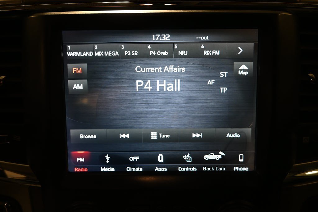 Vehicle Image 11