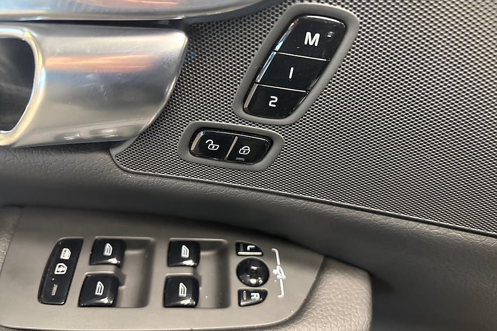Vehicle Image 27