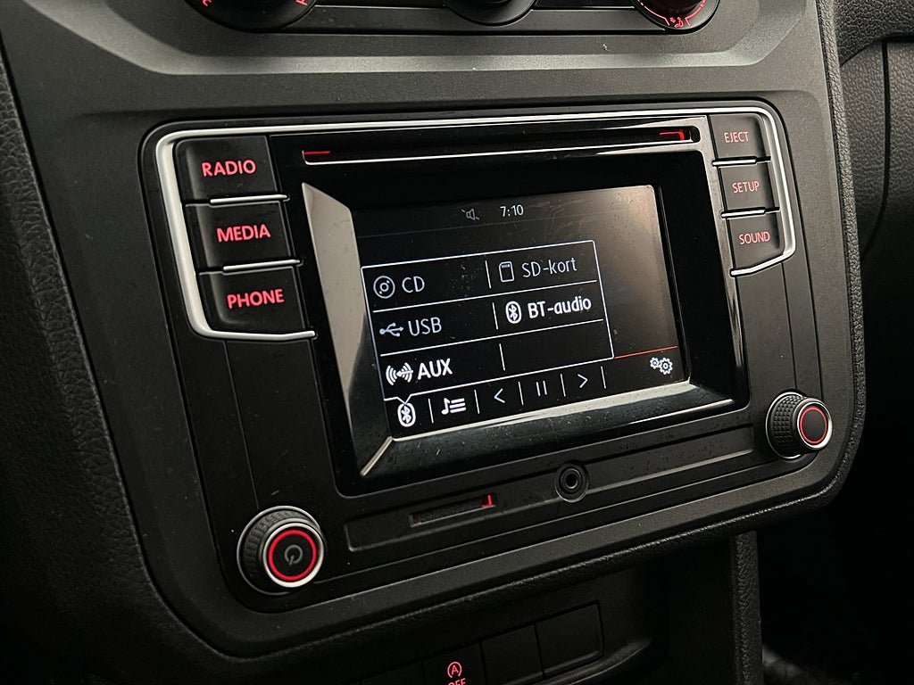 Vehicle Image 19