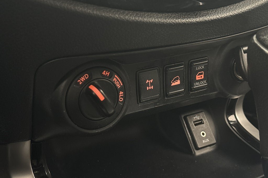 Vehicle Image 23