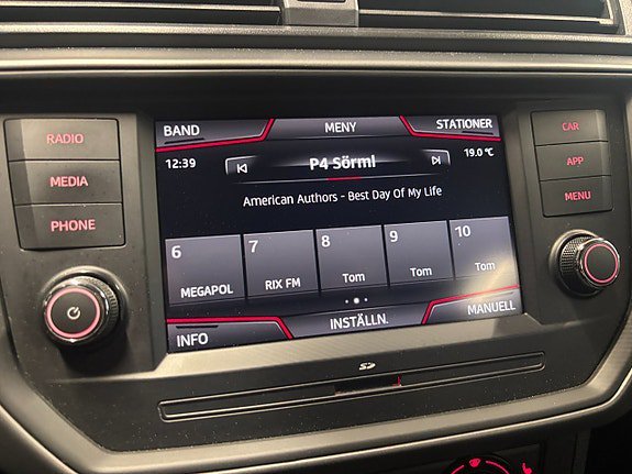 Vehicle Image 13