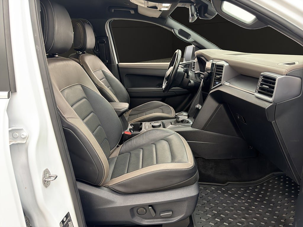 Vehicle Image 31