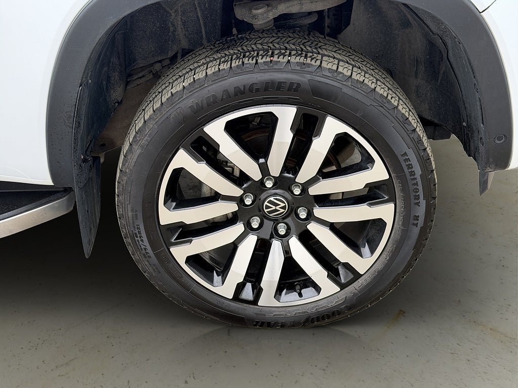 Vehicle Image 37