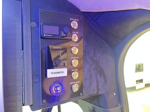 Vehicle Image 19