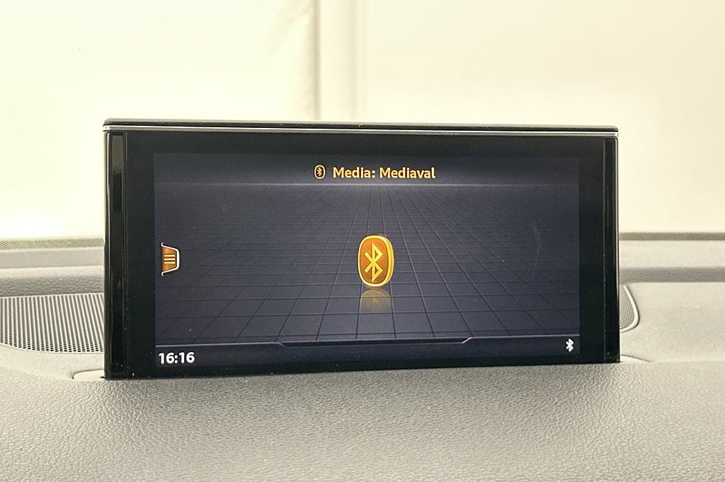 Vehicle Image 27