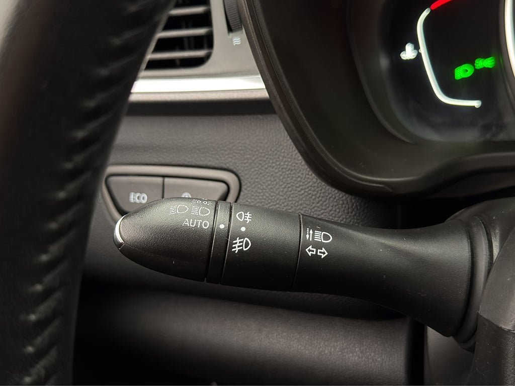 Vehicle Image 26