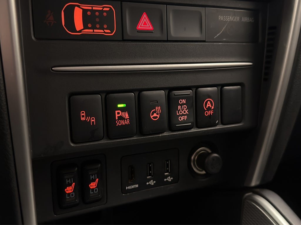 Vehicle Image 26