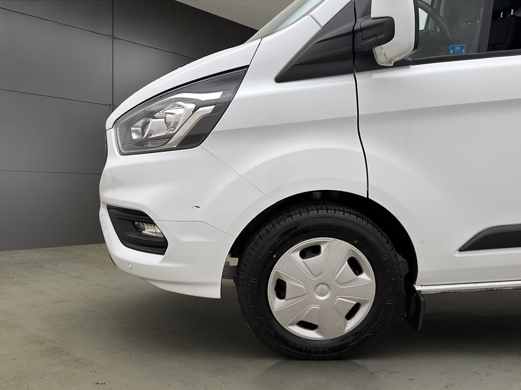 Vehicle Image 30