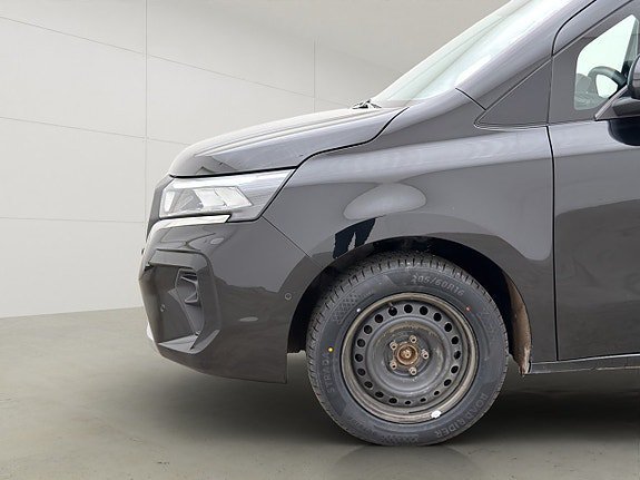 Vehicle Image 28