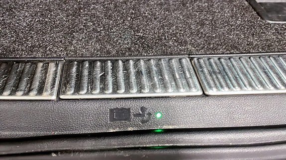 Vehicle Image 13
