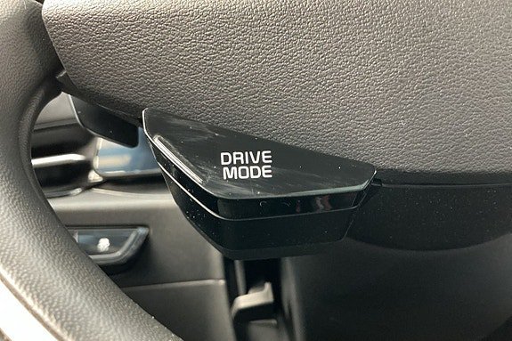 Vehicle Image 27