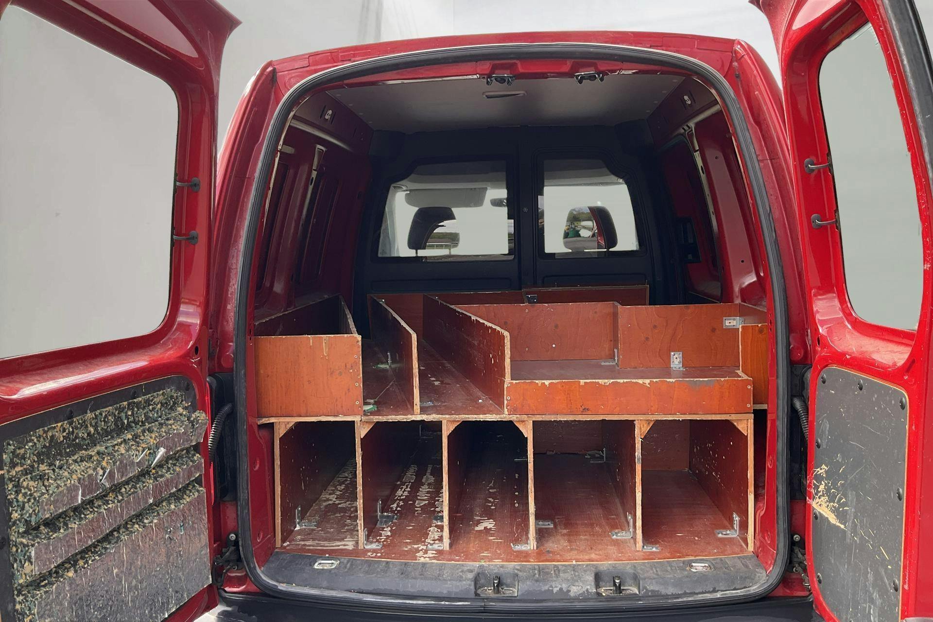 Vehicle Image 9