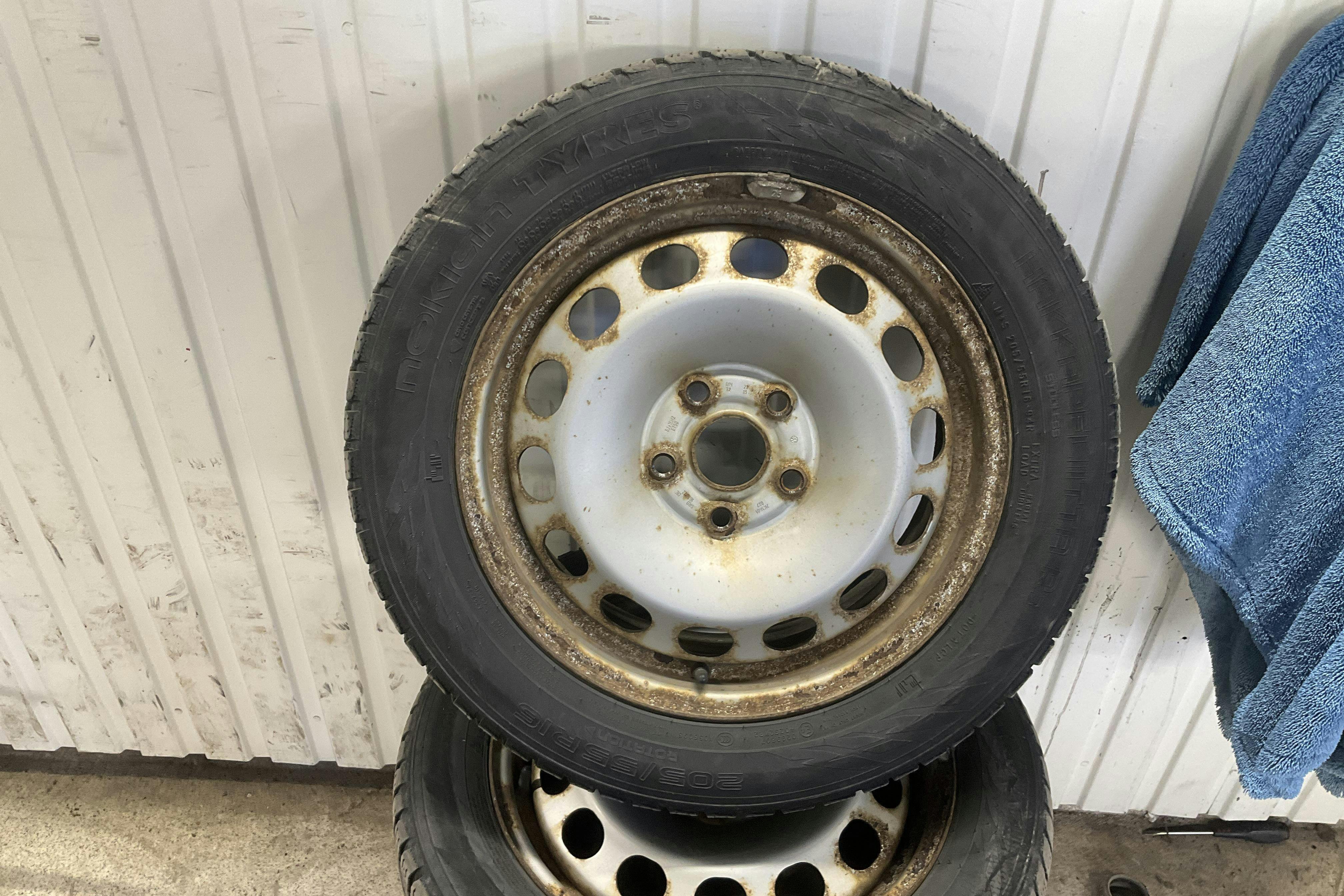 Vehicle Image 13