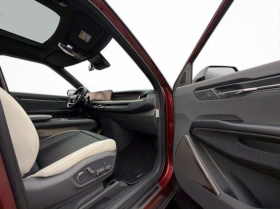 Vehicle Image 31