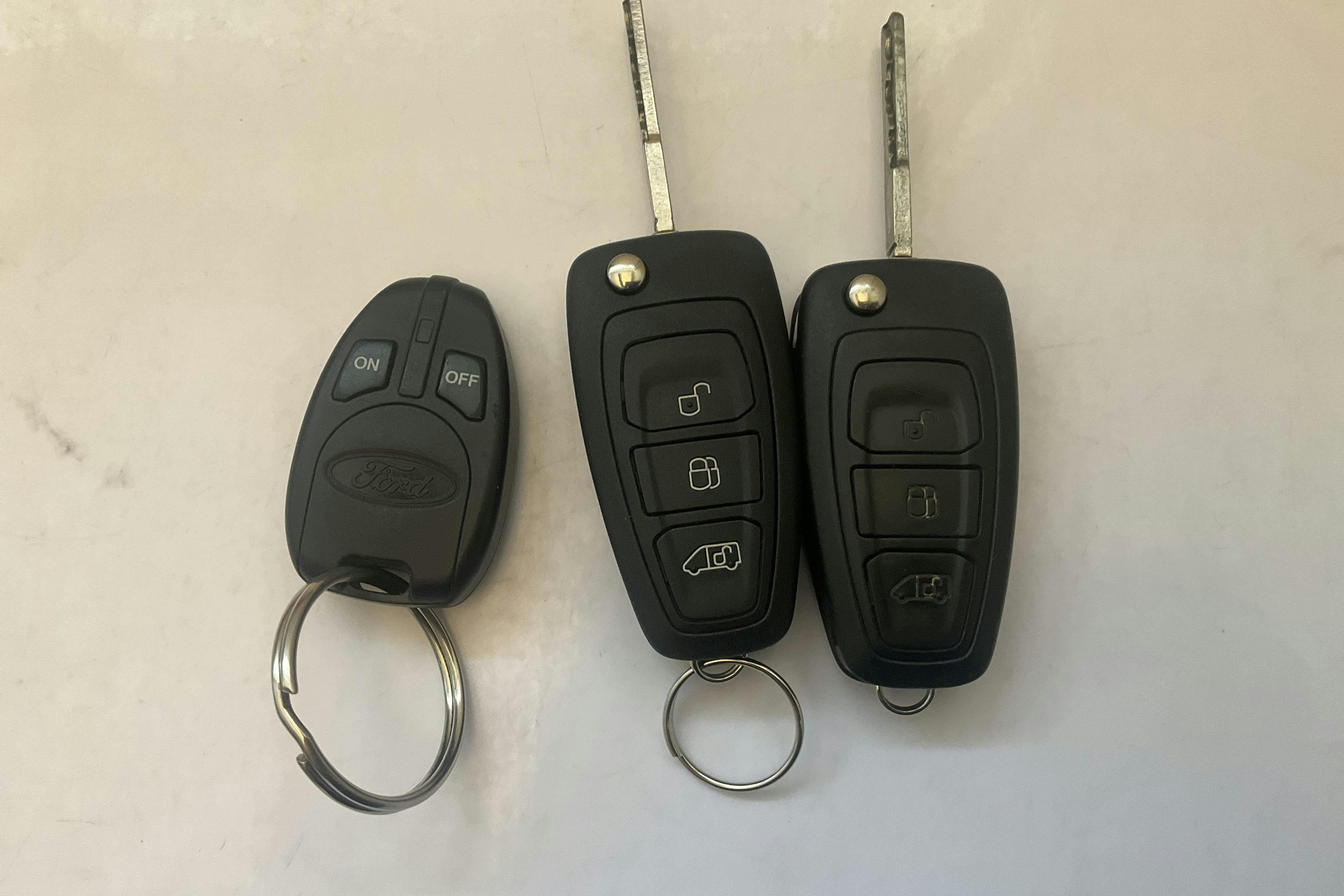 Vehicle Image 13