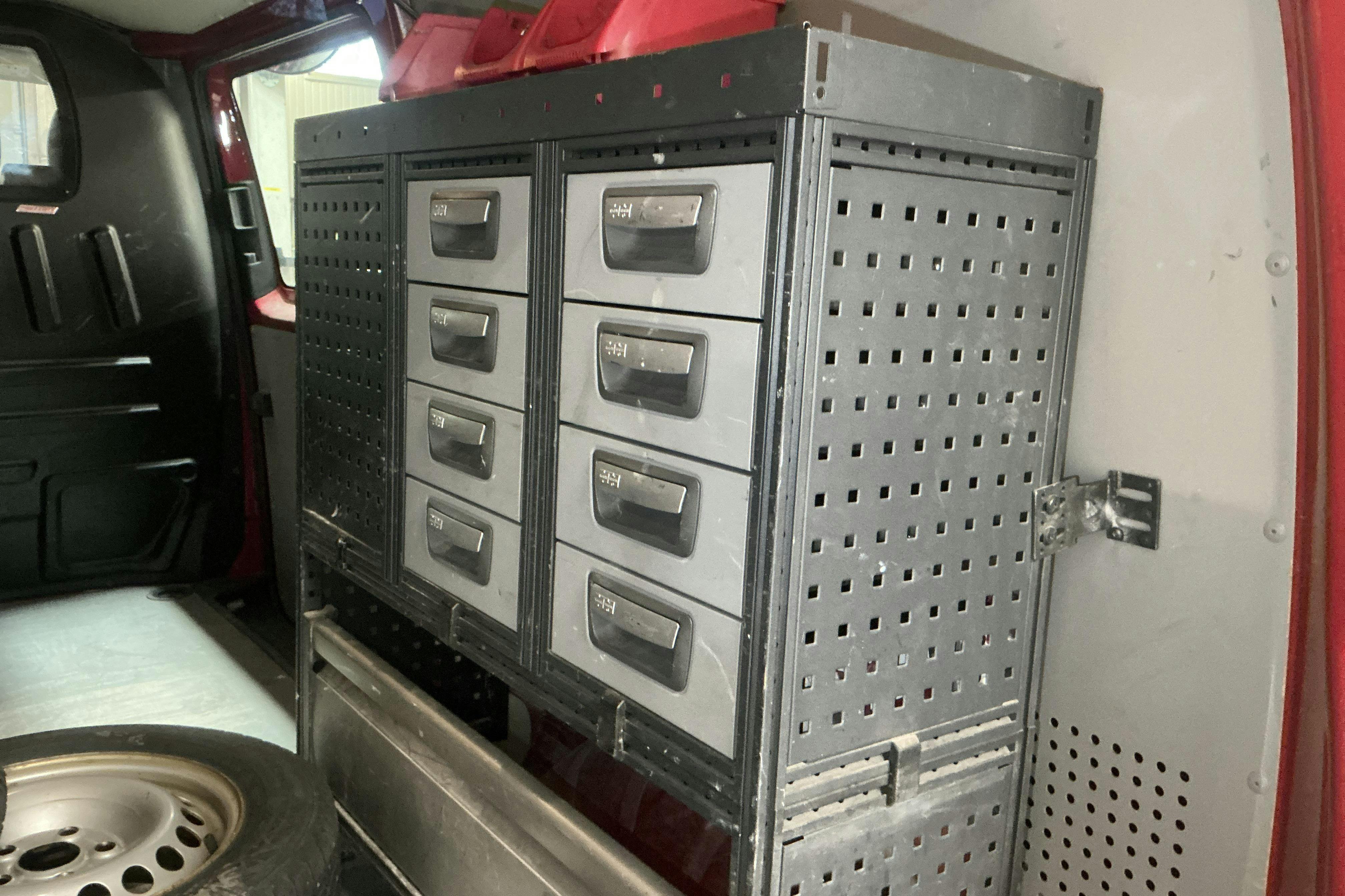 Vehicle Image 10