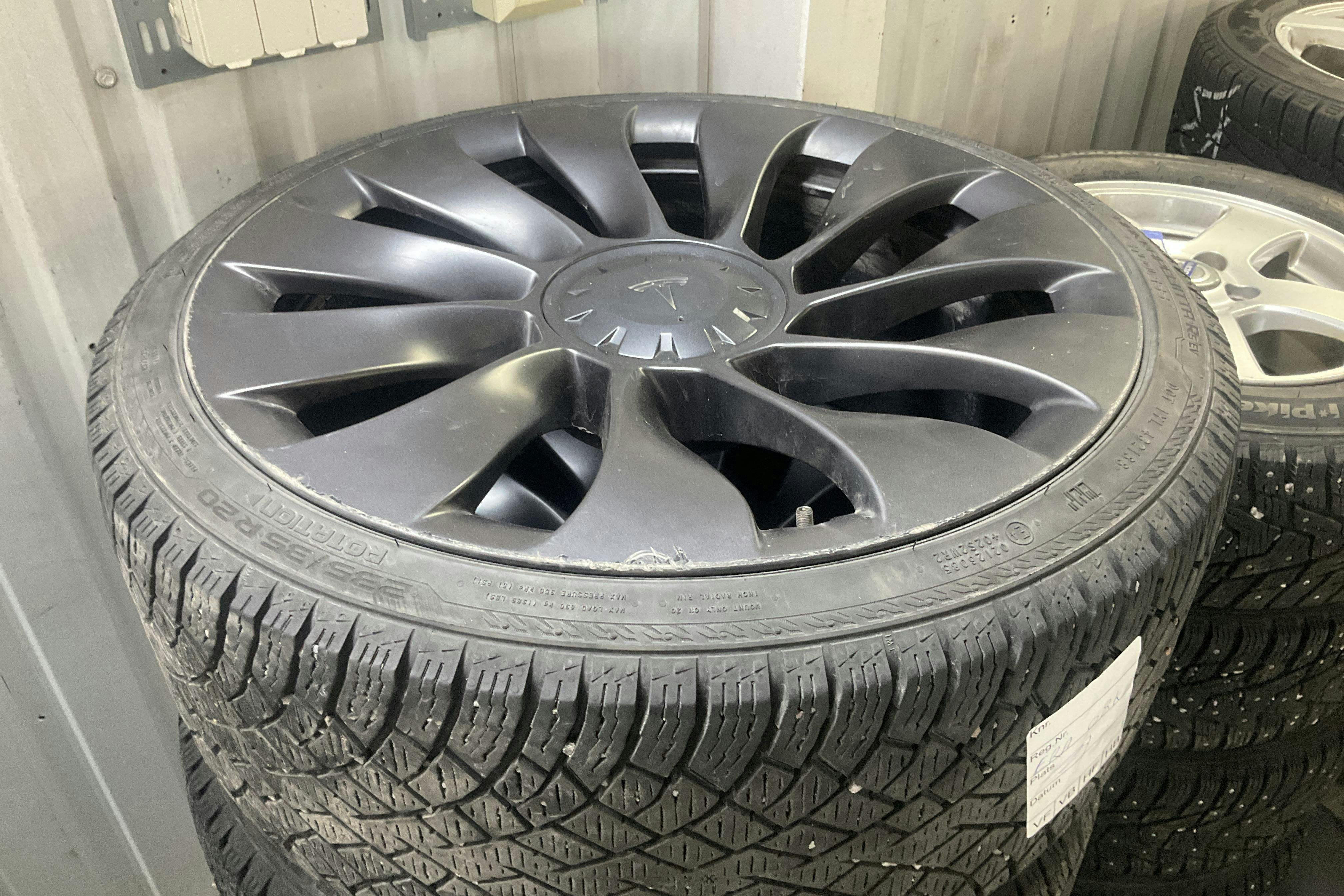 Vehicle Image 18