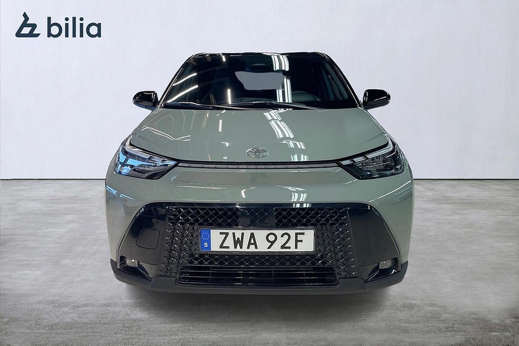 Vehicle Image 6
