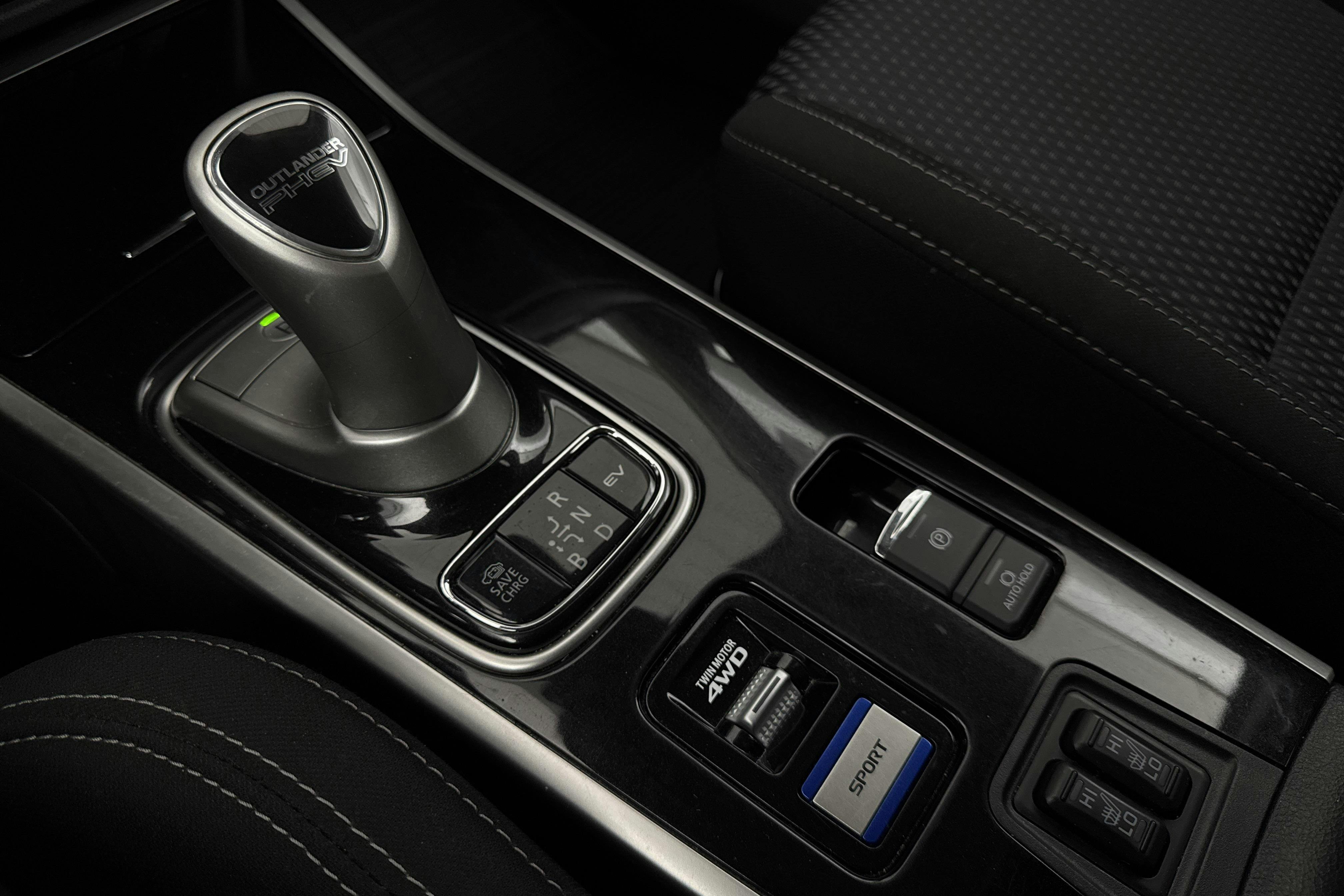 Vehicle Image 14