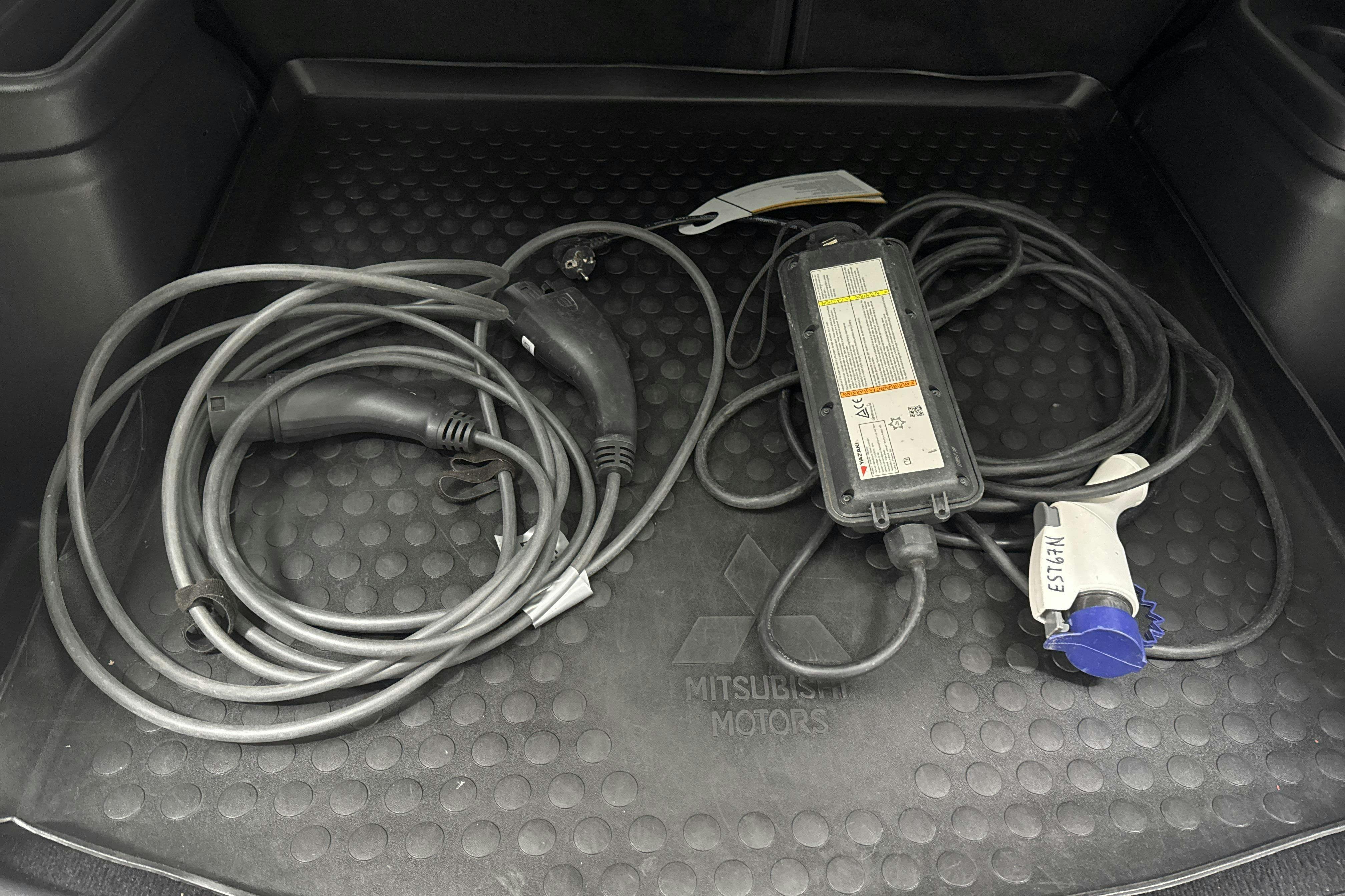 Vehicle Image 17