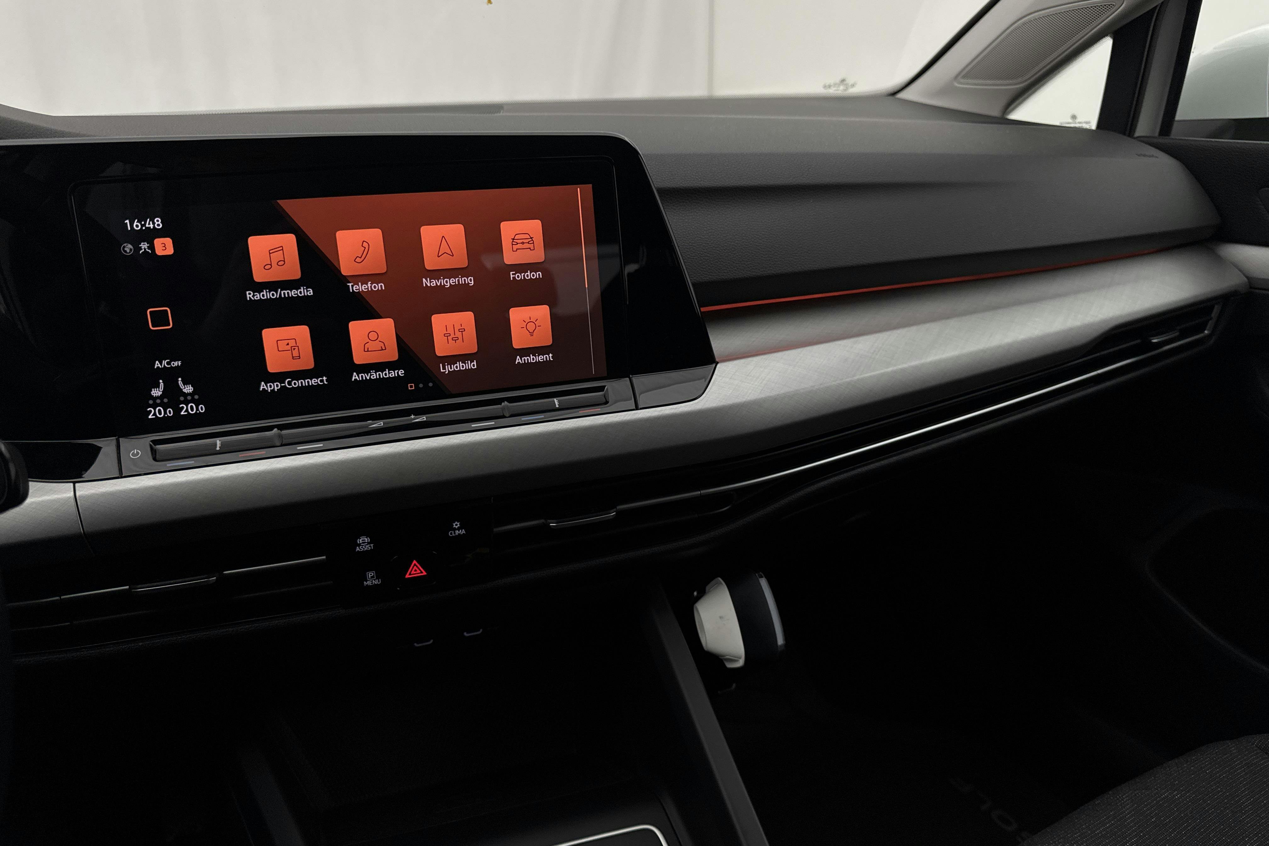 Vehicle Image 13