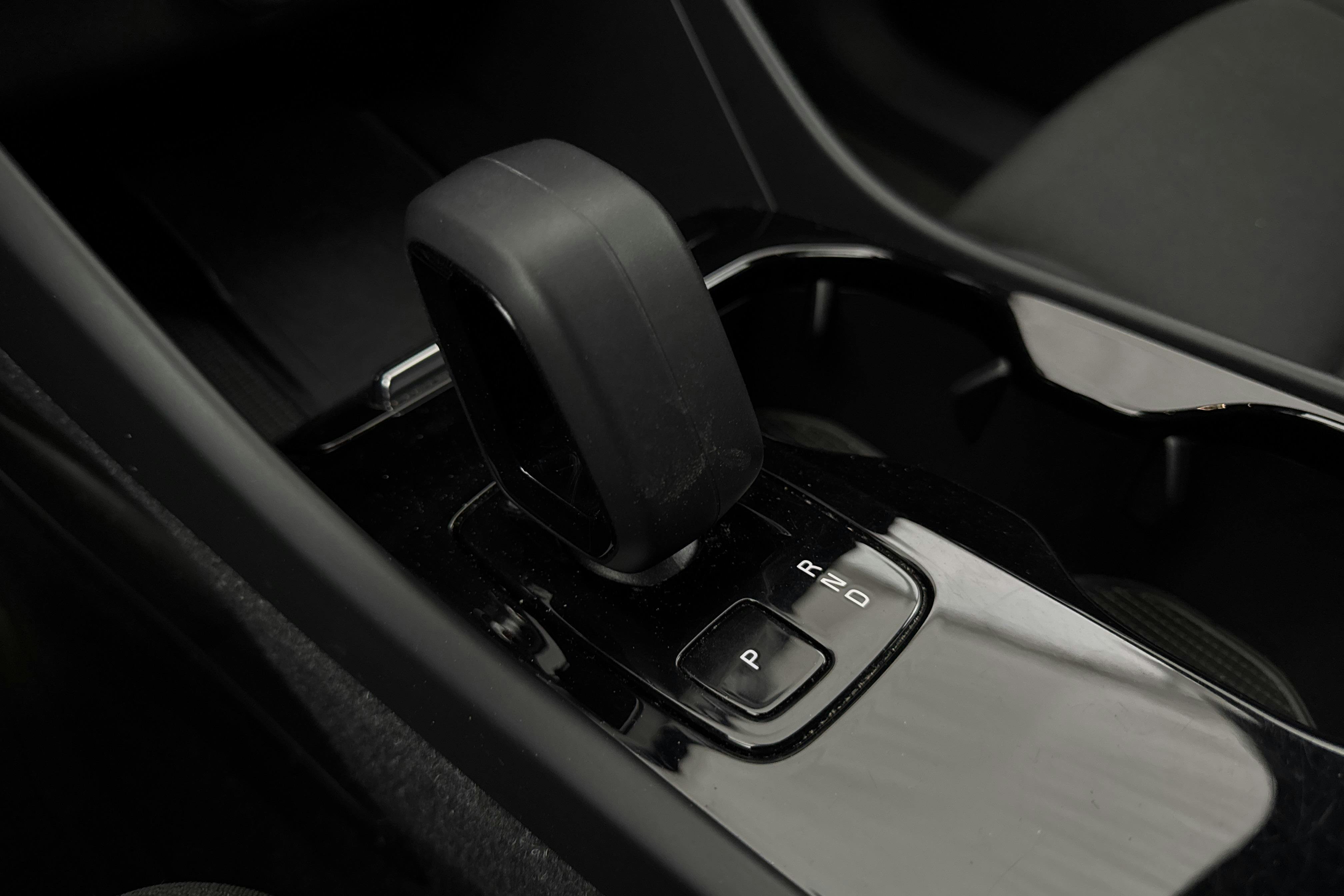 Vehicle Image 16