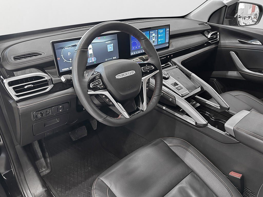 Vehicle Image 11