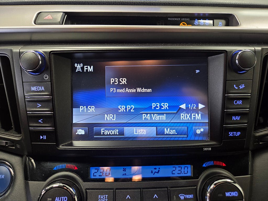 Vehicle Image 21