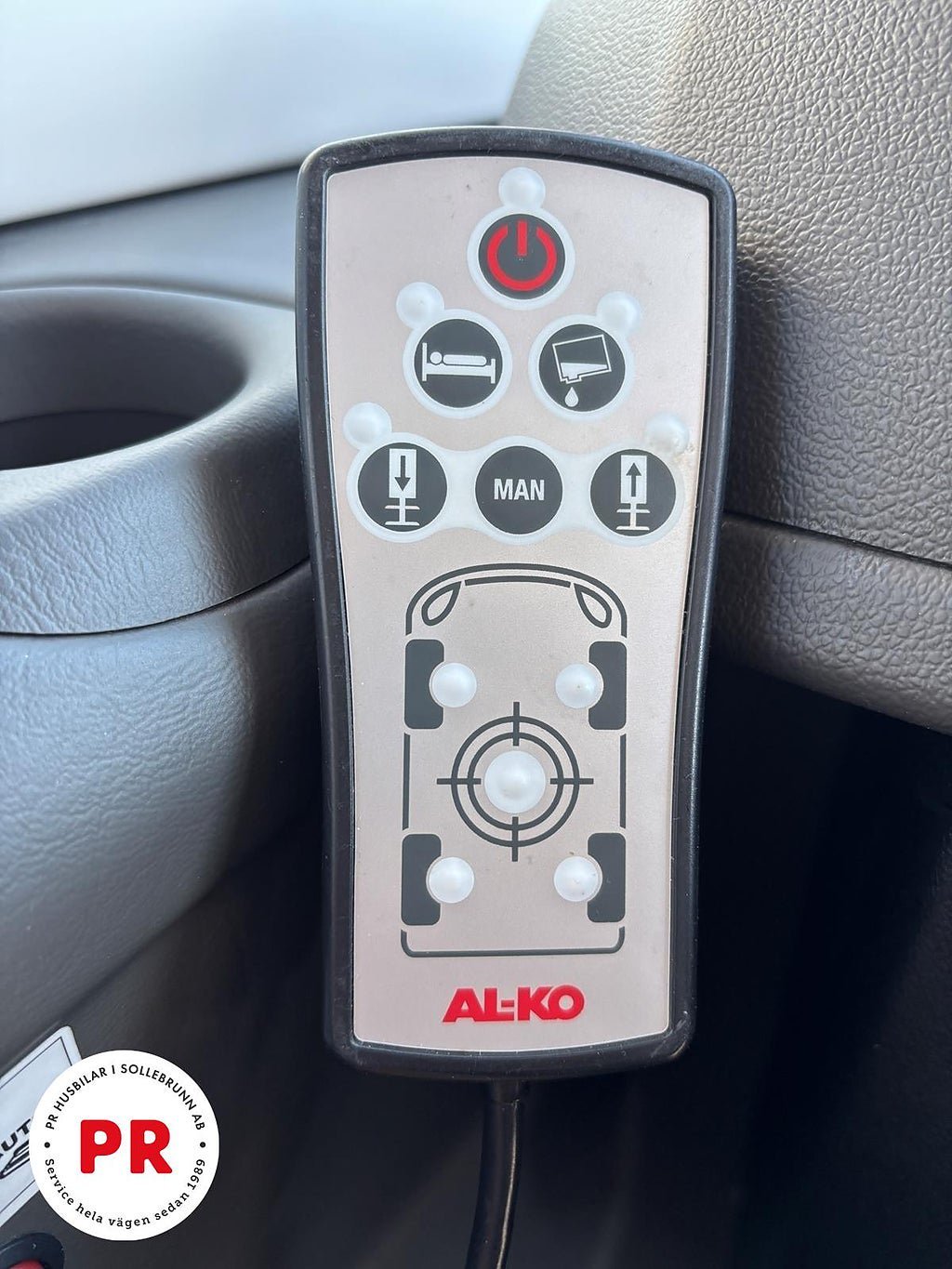 Vehicle Image 19