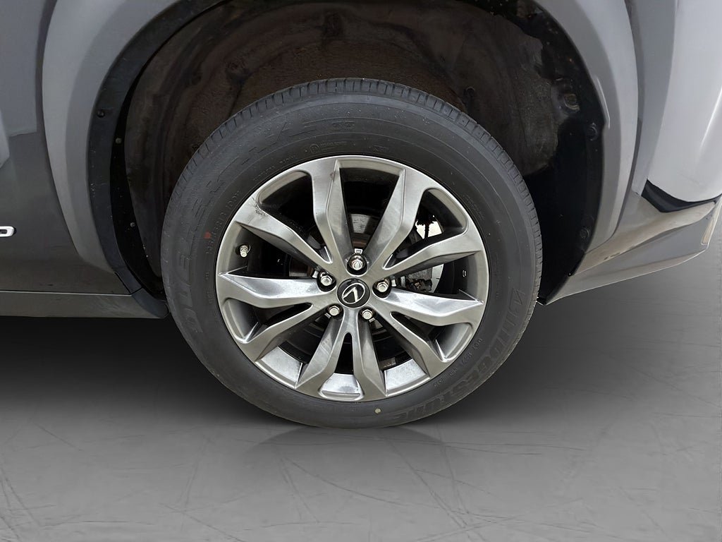 Vehicle Image 30