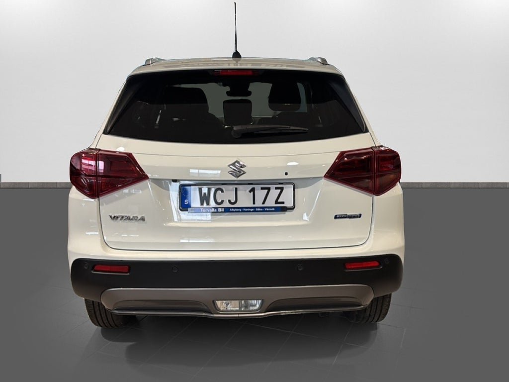 Vehicle Image 5