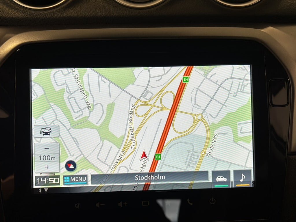 Vehicle Image 12