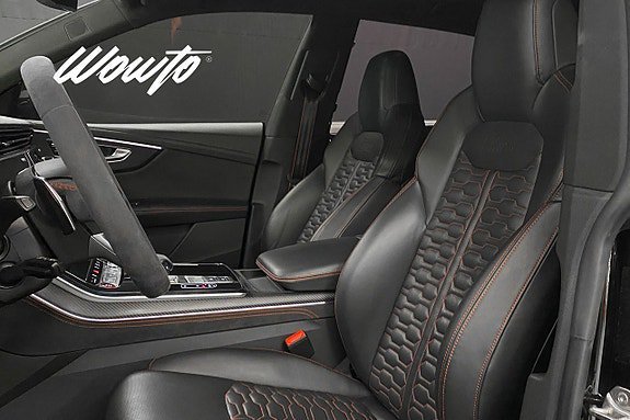 Vehicle Image 12