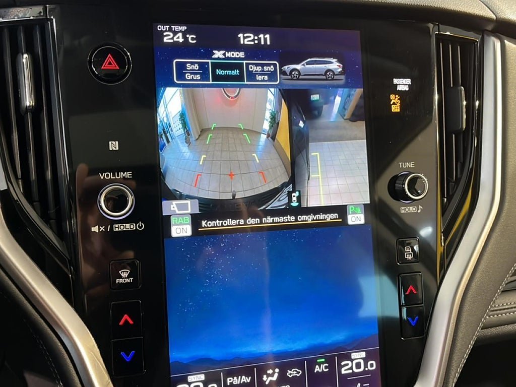 Vehicle Image 17