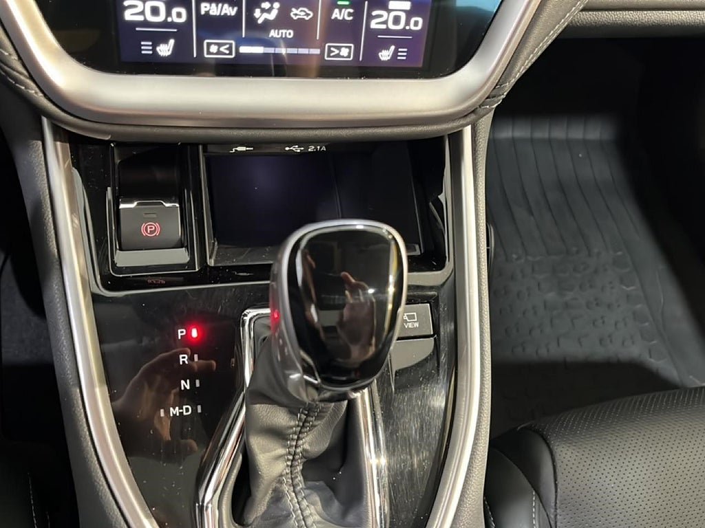 Vehicle Image 21