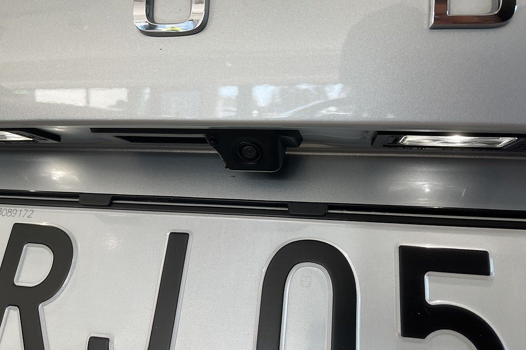 Vehicle Image 17