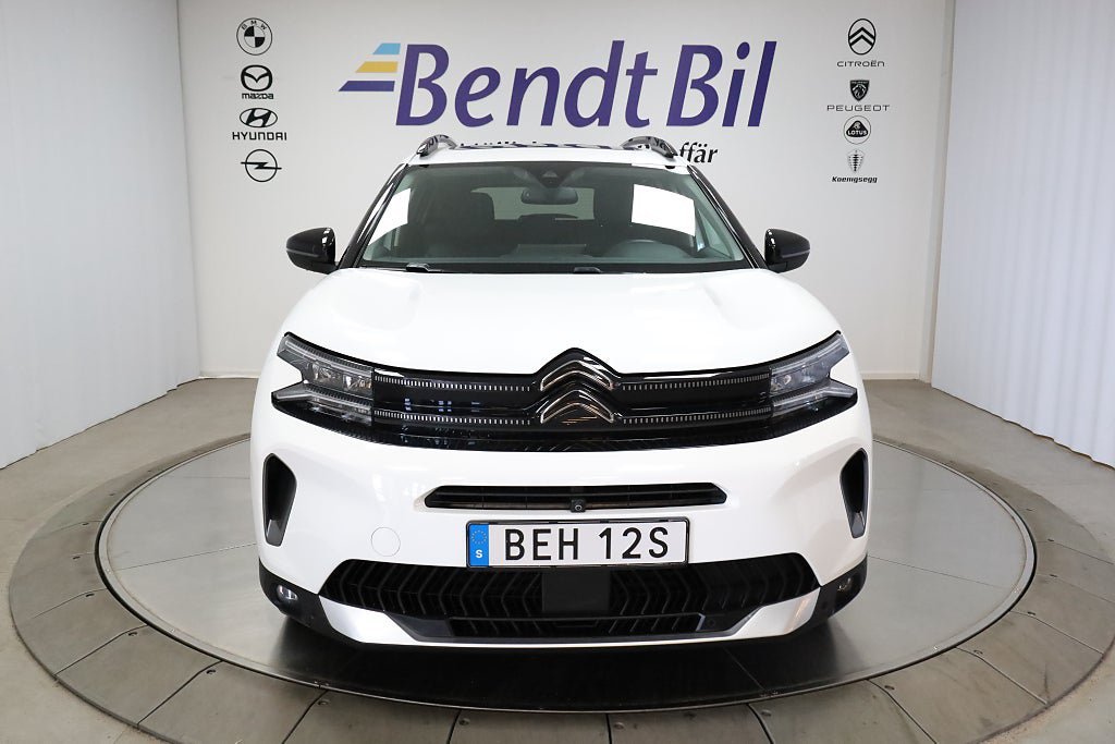 Vehicle Image 7