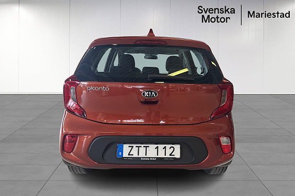 Vehicle Image 5