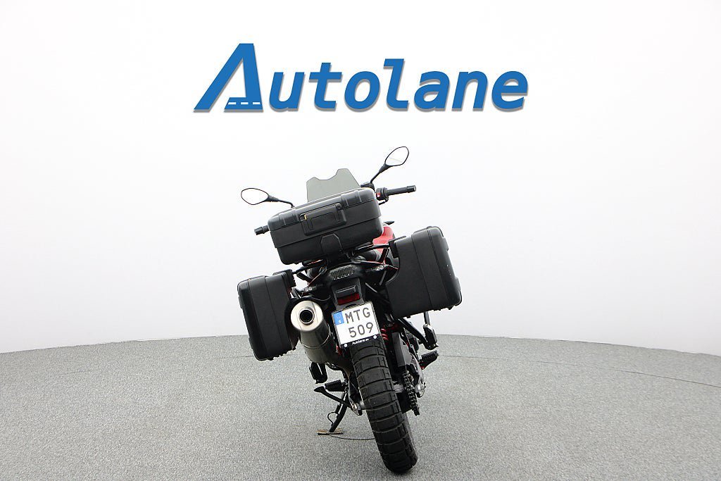 Vehicle Image 8