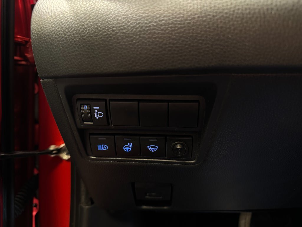 Vehicle Image 18