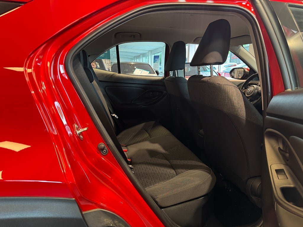 Vehicle Image 22